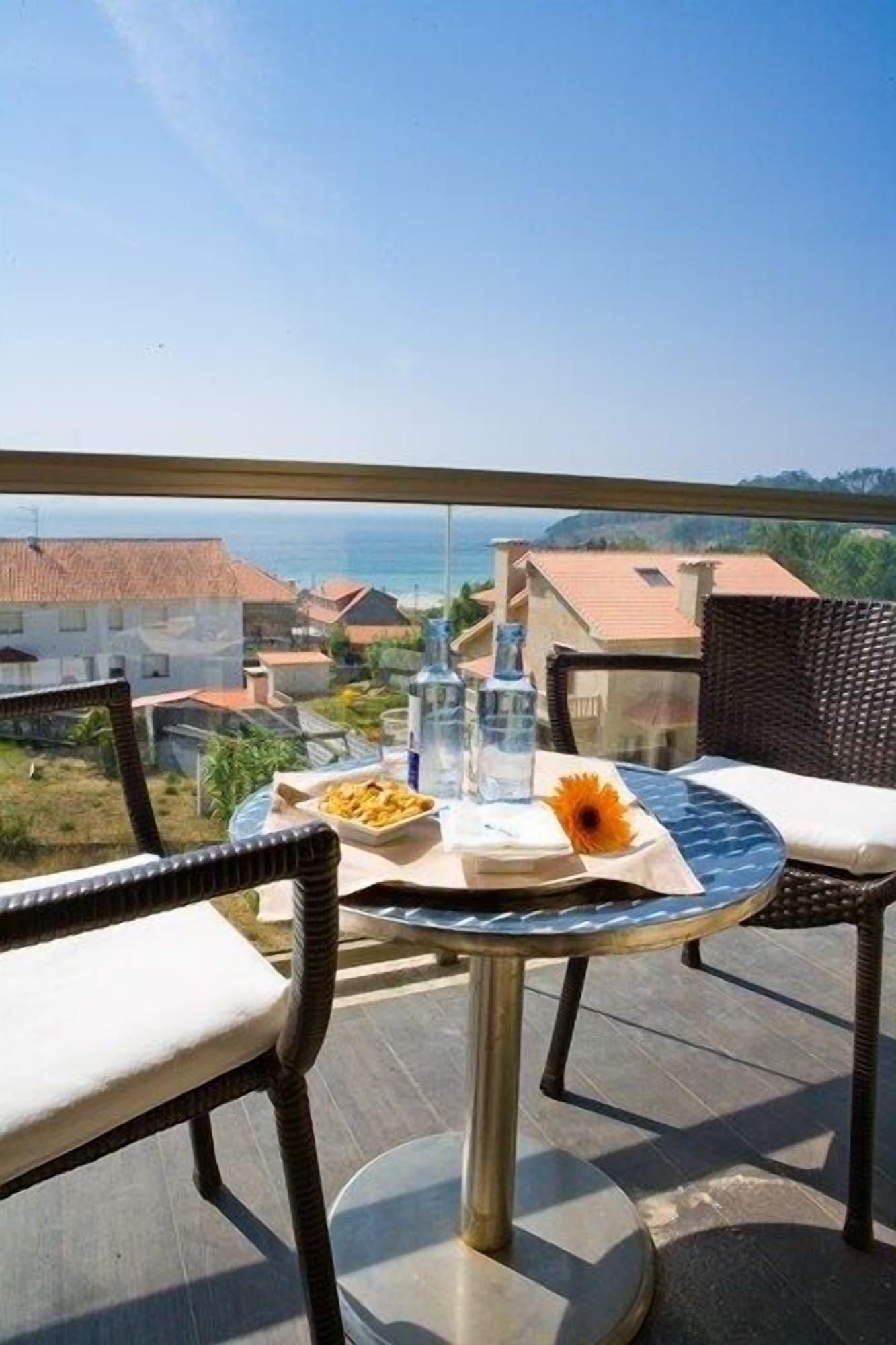 Hotel Royal Nayef Portonovo Exterior foto